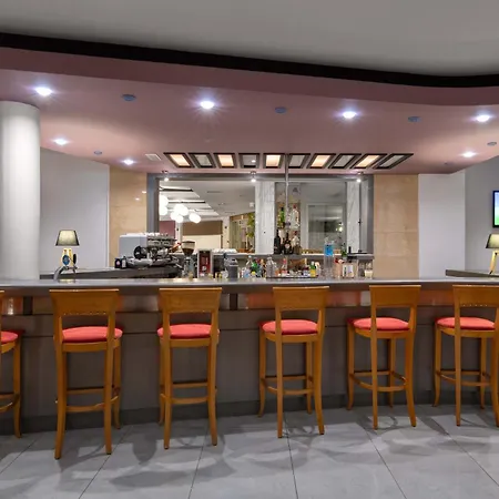 리조트 Virginia Family Kallithéa