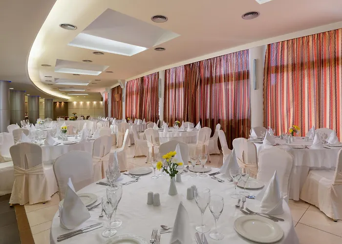 Virginia Family Kallithéa